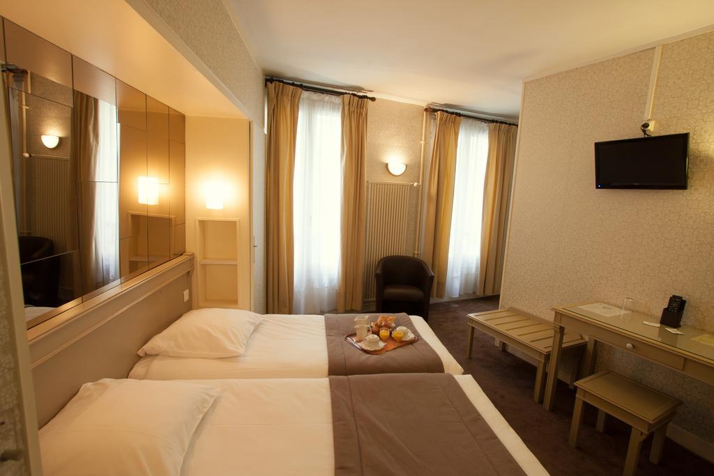 Hotel Eiffel Kensington Parigi Camera foto